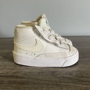 Nike Blazer Mid 77 Unisex Baby Toddler’s White Trainer Shoes Size 3C DA4088-009